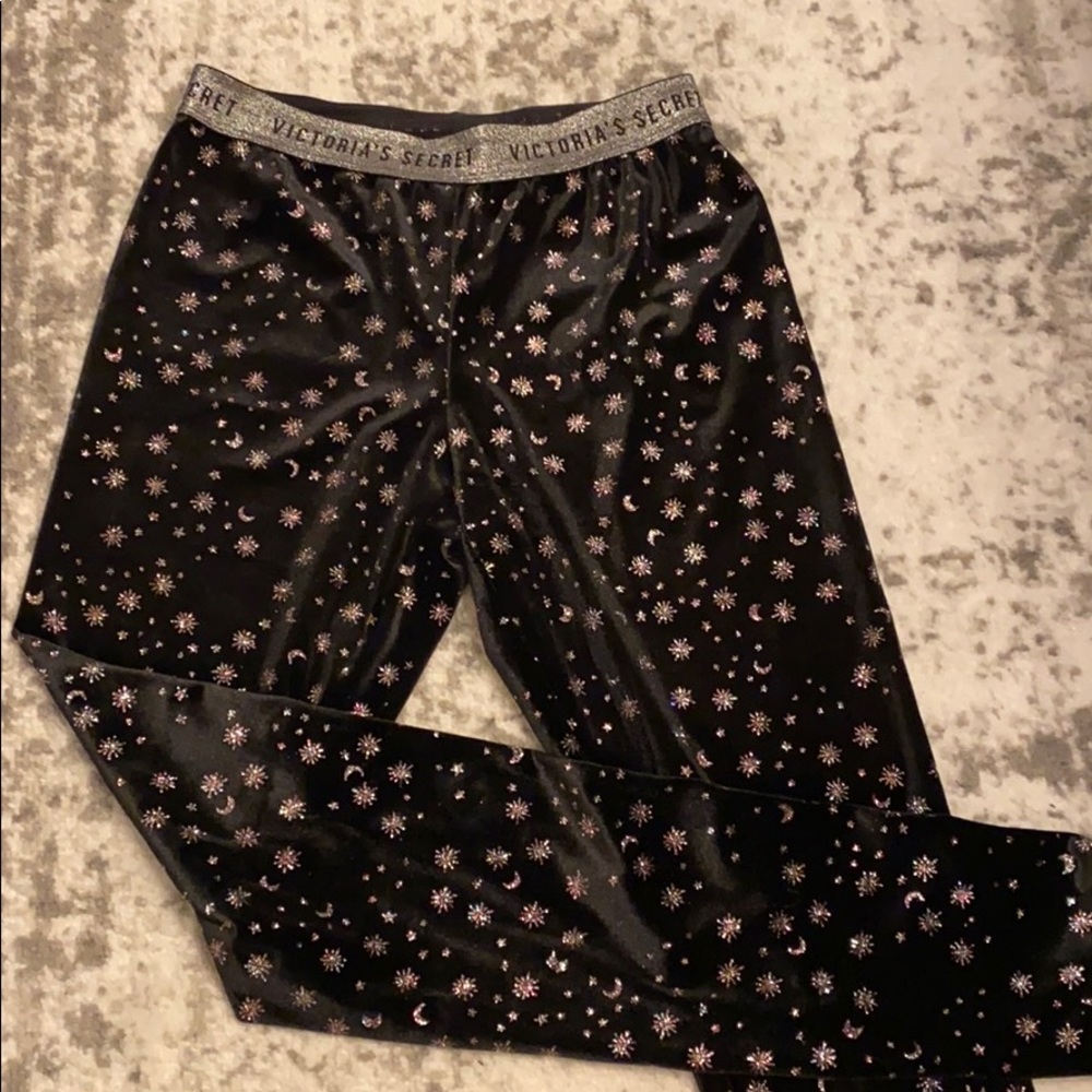 Victoria’s Secret leggings